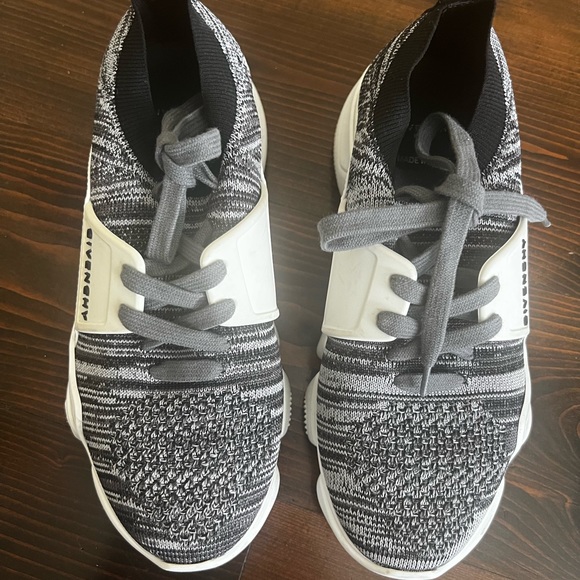 Givenchy sneakers - Picture 4 of 6